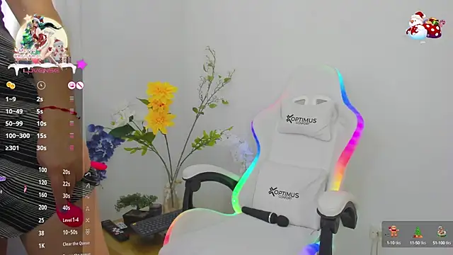 natalie cowens online show from December 2024 09:00:02 PM