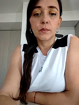 natalie cowens online show from January 2026 08:56:01 PM