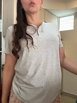 natalie cowens online show from July 2026 09:50:01 PM