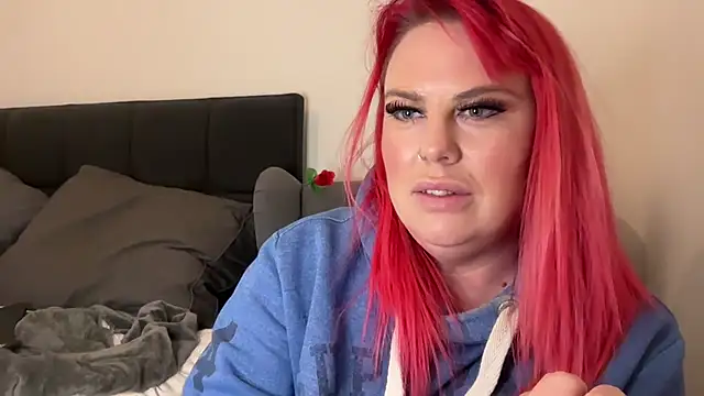 Snapshot of redxxxvixen chatting on February 2025 09:58:02 PM redxxxvixen online show from February 2025 09:58:02 PM