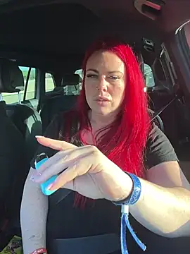 Snapshot of redxxxvixen chatting on February 2026 04:19:02 PM redxxxvixen online show from February 2026 04:19:02 PM