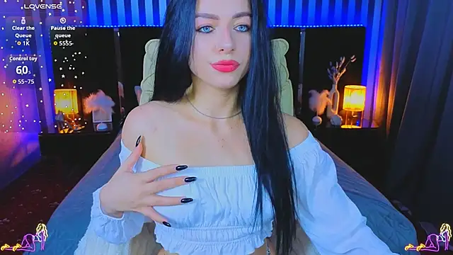 Snapshot of KitnissKiss chatting on November 2025 07:07:01 AM KitnissKiss online show from November 2025 07:07:01 AM