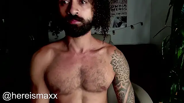 MaxG   online show from September 2025 12:03:01 AM