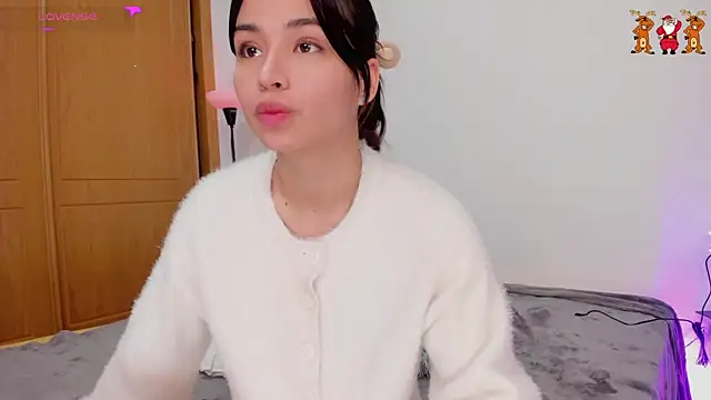 Adriennesexxx online show from December 2024 02:55:01 PM