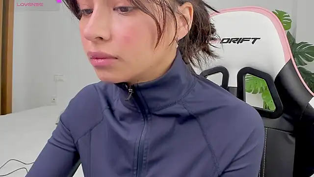 Adriennesexxx online show from January 2025 11:04:02 AM