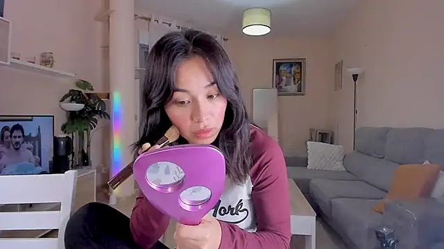 Adriennesexxx online show from October 2025 09:15:01 PM