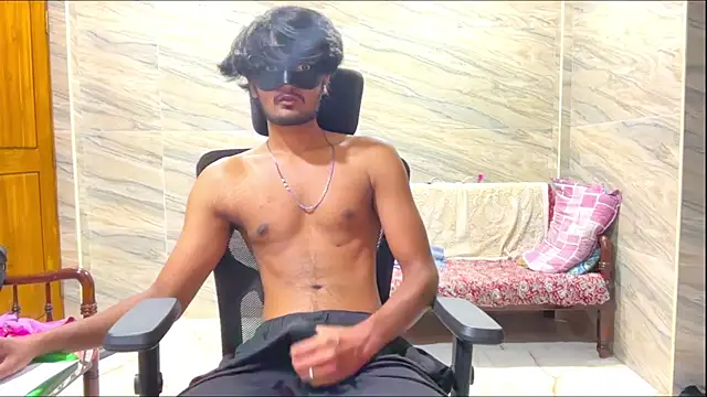 Snapshot of Sato2004@xh chatting on November 2025 10:48:01 AM Sato2004xh online show from November 2025 10:48:01 AM