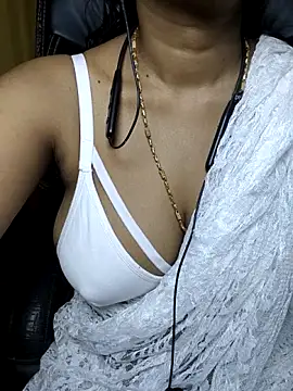 Snapshot of Anjali_cute-Pondati chatting on June 2026 12:04:01 AM Anjali cute-Pondati online show from June 2026 12:04:01 AM