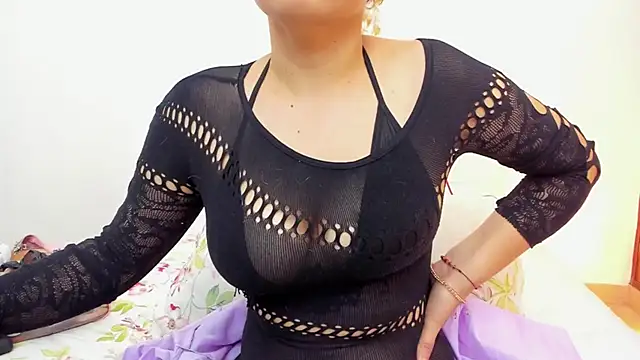 Sofia Walke1 online show from October 2025 12:33:02 AM