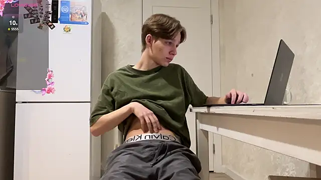 Snapshot of gay_boyss chatting on March 2025 06:44:01 PM gay boyss online show from March 2025 06:44:01 PM