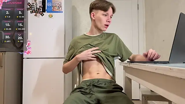 Snapshot of gay_boyss chatting on March 2025 06:11:01 PM gay boyss online show from March 2025 06:11:01 PM