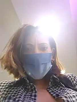 Lunababymylove online show from December 2024 12:18:01 AM