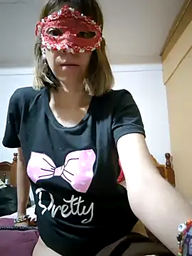 Lunababymylove online show from December 2024 07:49:02 PM