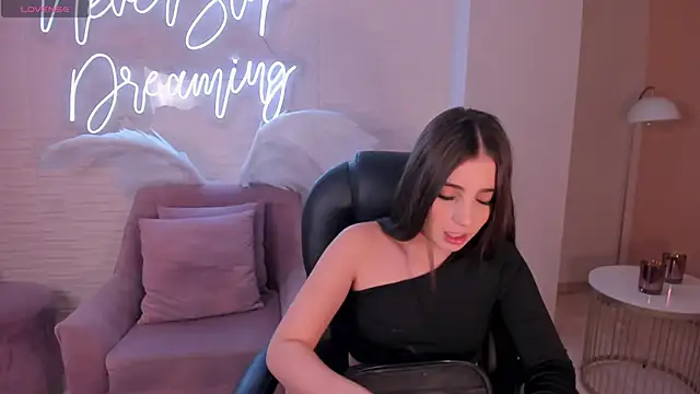 DolcieElliot online show from January 2025 01:41:02 PM