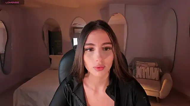 DolcieElliot online show from February 2025 12:16:02 PM