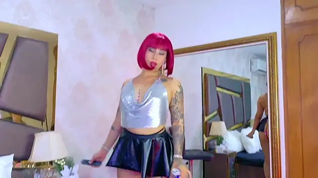 GiahDaniels online show from February 2026 04:12:02 AM