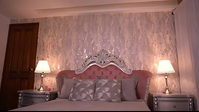 AngelineConnor online show from November 2025 11:07:02 PM