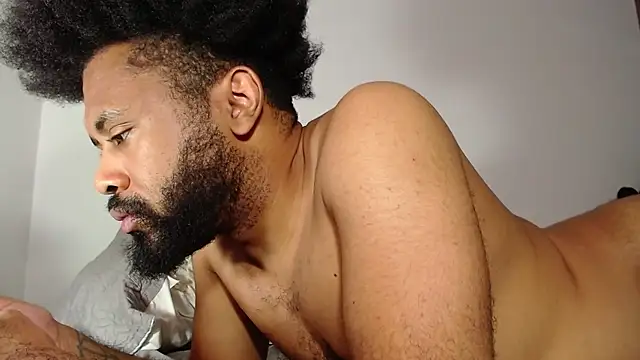 KaelMoreau online show from March 2025 09:34:01 PM