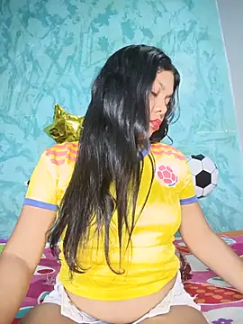 DIORA Latina online show from June 2026 03:22:02 AM