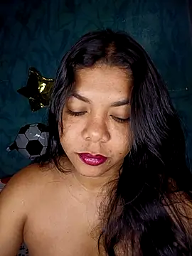 DIORA Latina online show from July 2026 04:05:01 AM