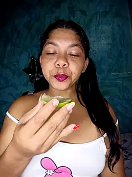 DIORA Latina online show from July 2026 03:48:01 AM