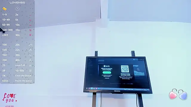 Snapshot of Vahiolet_smith chatting on November 2025 03:49:02 AM Vahiolet smith online show from November 2025 03:49:02 AM