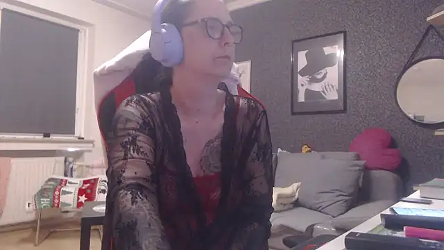 EiskalterEngel74 online show from December 2024 08:15:01 PM