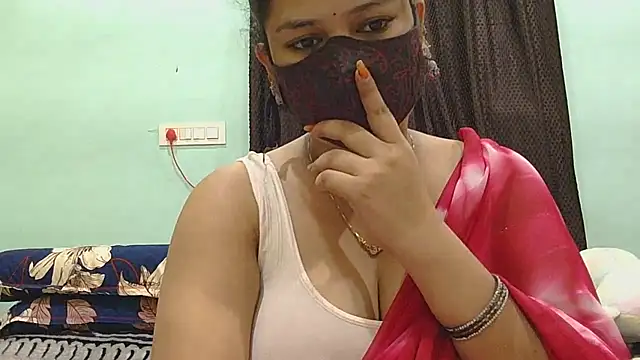 Snapshot of payal_sharma1 chatting on July 2026 06:11:01 AM payal sharma1 online show from July 2026 06:11:01 AM