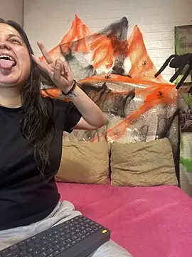 KataleyaStiward online show from October 2025 12:52:02 PM