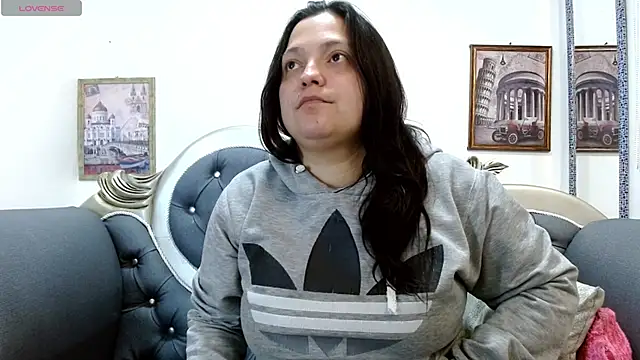 Snapshot of KataleyaStiward chatting on May 2026 12:57:02 PM KataleyaStiward online show from May 2026 12:57:02 PM