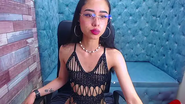 Snapshot of AnnySweett_ chatting on January 2025 12:48:02 PM AnnySweett online show from January 2025 12:48:02 PM
