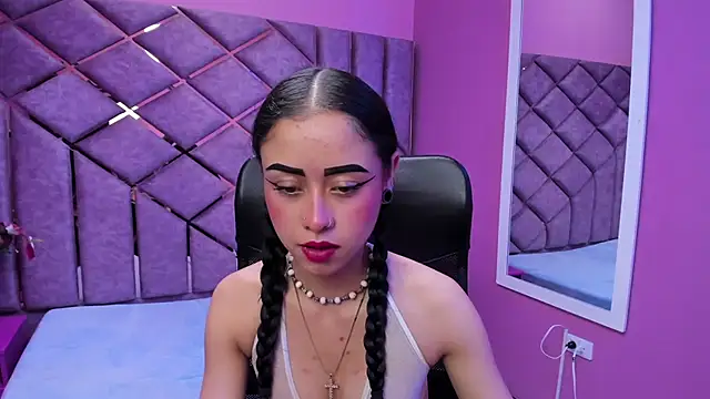 Snapshot of AnnySweett_ chatting on October 2025 03:13:01 PM AnnySweett online show from October 2025 03:13:01 PM