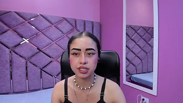 Snapshot of AnnySweett_ chatting on October 2025 05:13:02 PM AnnySweett online show from October 2025 05:13:02 PM