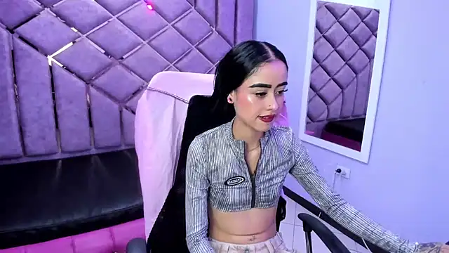 Snapshot of AnnySweett_ chatting on May 2026 02:58:01 PM AnnySweett online show from May 2026 02:58:01 PM