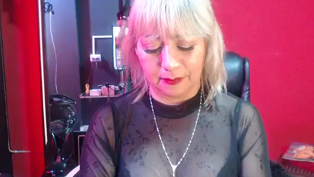 KLOE PIELL online show from September 2025 09:53:01 PM