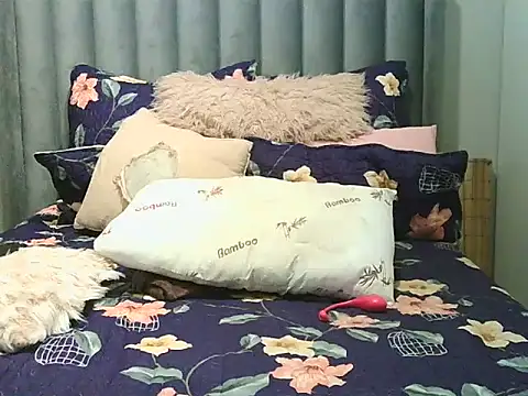 Amberbela online show from December 2024 11:50:02 PM