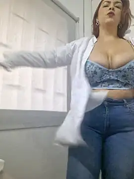 doctora-danna online show from March 2025 01:01:01 PM