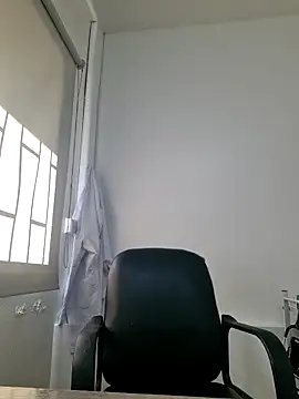 doctora-danna online show from September 2025 01:33:01 PM