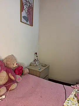 Snapshot of HallieLemon1 chatting on January 2025 03:50:02 AM HallieLemon1 online show from January 2025 03:50:02 AM