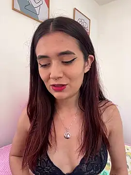 Snapshot of HallieLemon1 chatting on February 2025 02:27:02 PM HallieLemon1 online show from February 2025 02:27:02 PM