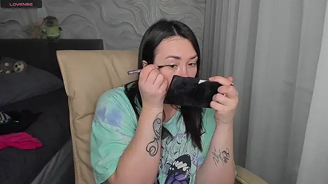 Kendra SXY online show from December 2025 02:52:02 AM