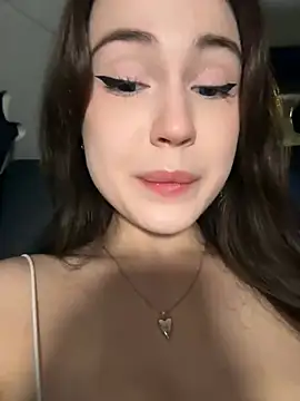 Peachy Dream online show from December 2024 09:48:01 PM