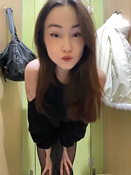 Peachy Dream online show from February 2025 05:37:01 PM