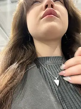 Peachy Dream online show from March 2025 04:18:02 PM