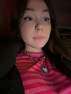 Peachy Dream online show from February 2026 04:19:02 PM