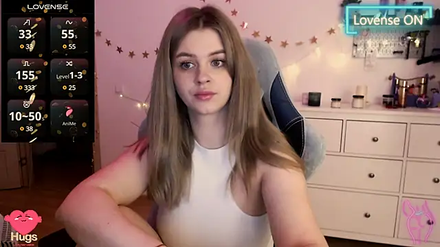 Snapshot of Love_Bri chatting on February 2025 06:55:01 PM Love Bri online show from February 2025 06:55:01 PM