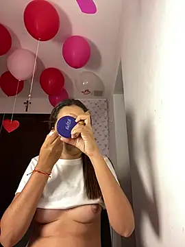 Penelope-Hot online show from February 2025 09:37:01 PM