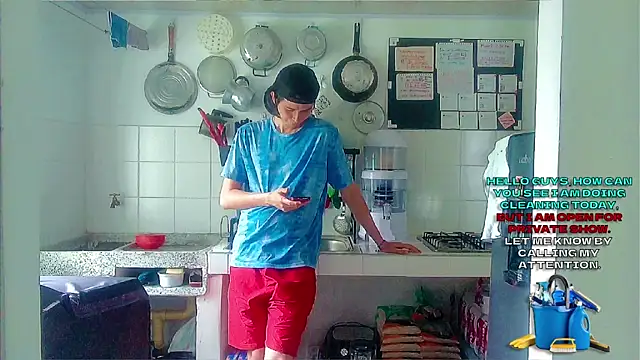 Andy gray online show from October 2025 12:25:02 PM