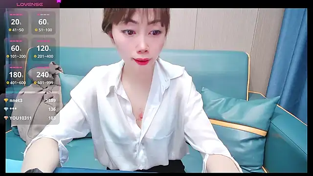 Snapshot of Aster_Hoa chatting on March 2025 10:33:01 AM Aster Hoa online show from March 2025 10:33:01 AM