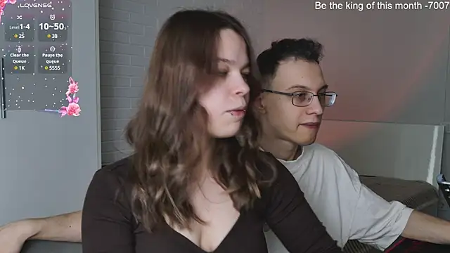 ValBae online show from March 2025 10:17:01 AM